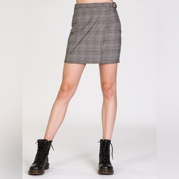 Harlow Lena Check Wrap Front Overlay Min Skirt Size S - Picture 3 of 16